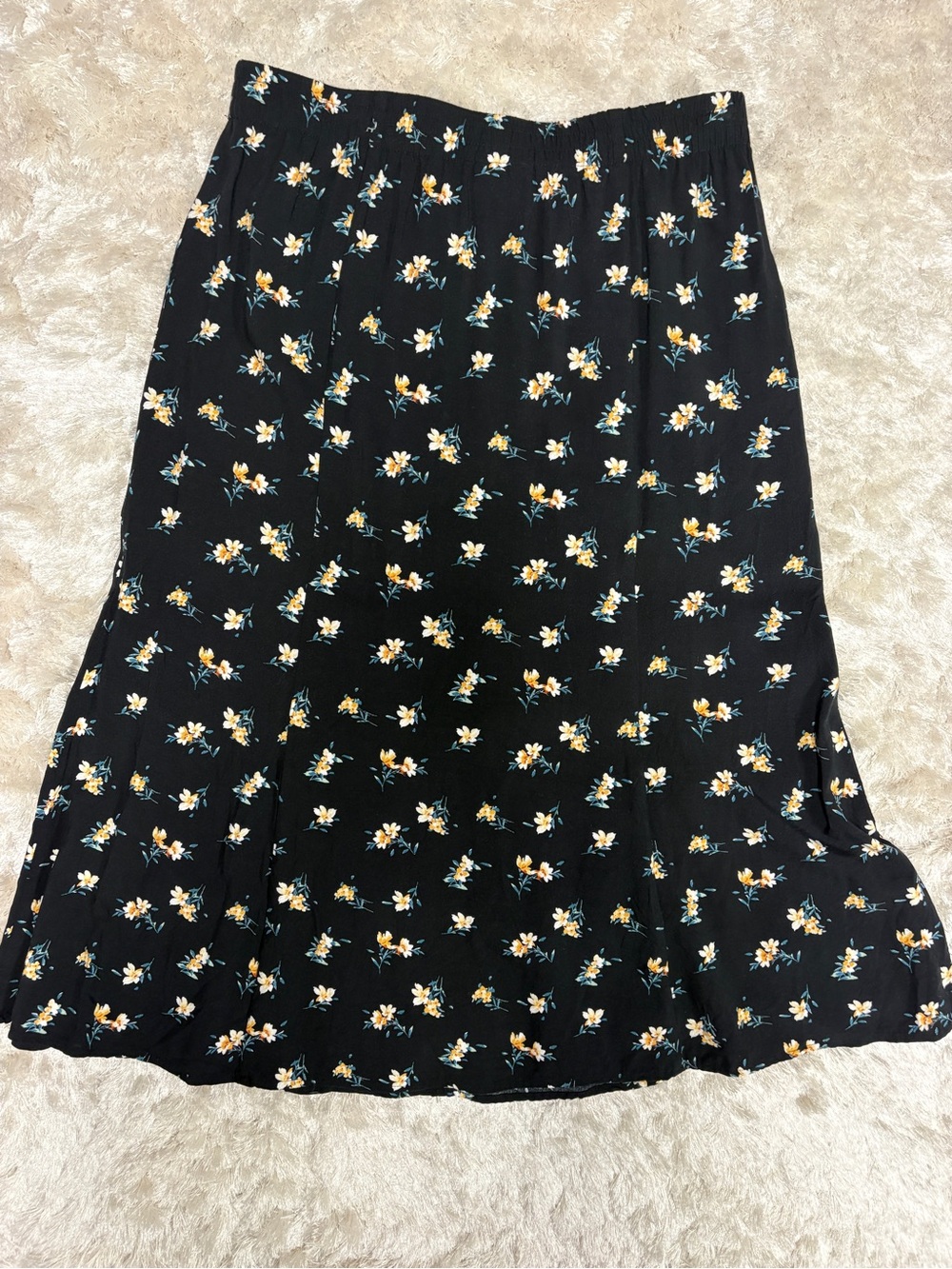 Apt. 9 Black Midi Skirt with Yellow & White Floral Print: Like New